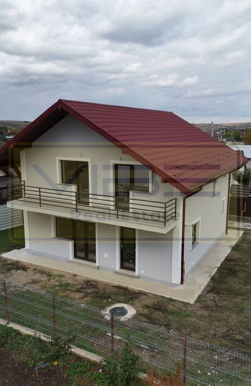 Vila 5 camere- 2025- intabulata- 140mp - Cornesti- Miroslava