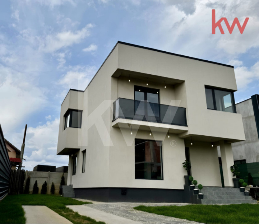 Casă noua de vânzare, 5 camere – str. Carpenului