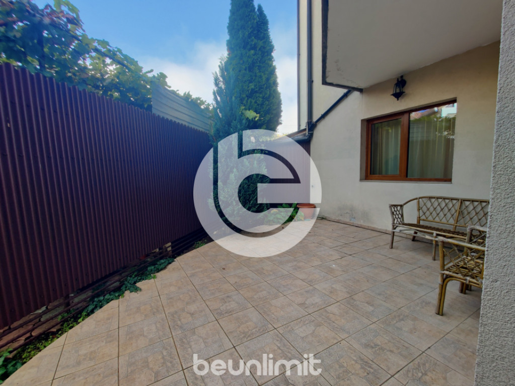 Apartament 2 camere - curte - garaj - langa Parcul Sub Arini