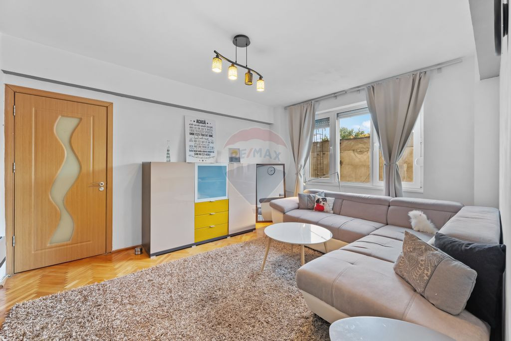 Apartament 3 camere cu loc de parcare Libelula Bulevardul...