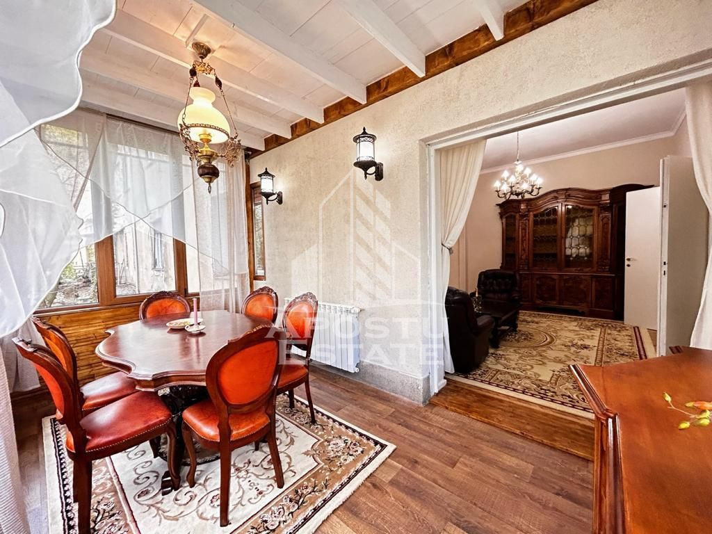 Apartament exclusivist cu 3 camere in zona Medicinei.