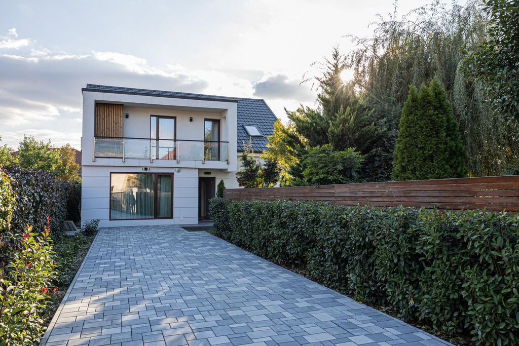 Casă premium în Subcetate, construcție nouă finisaje ...