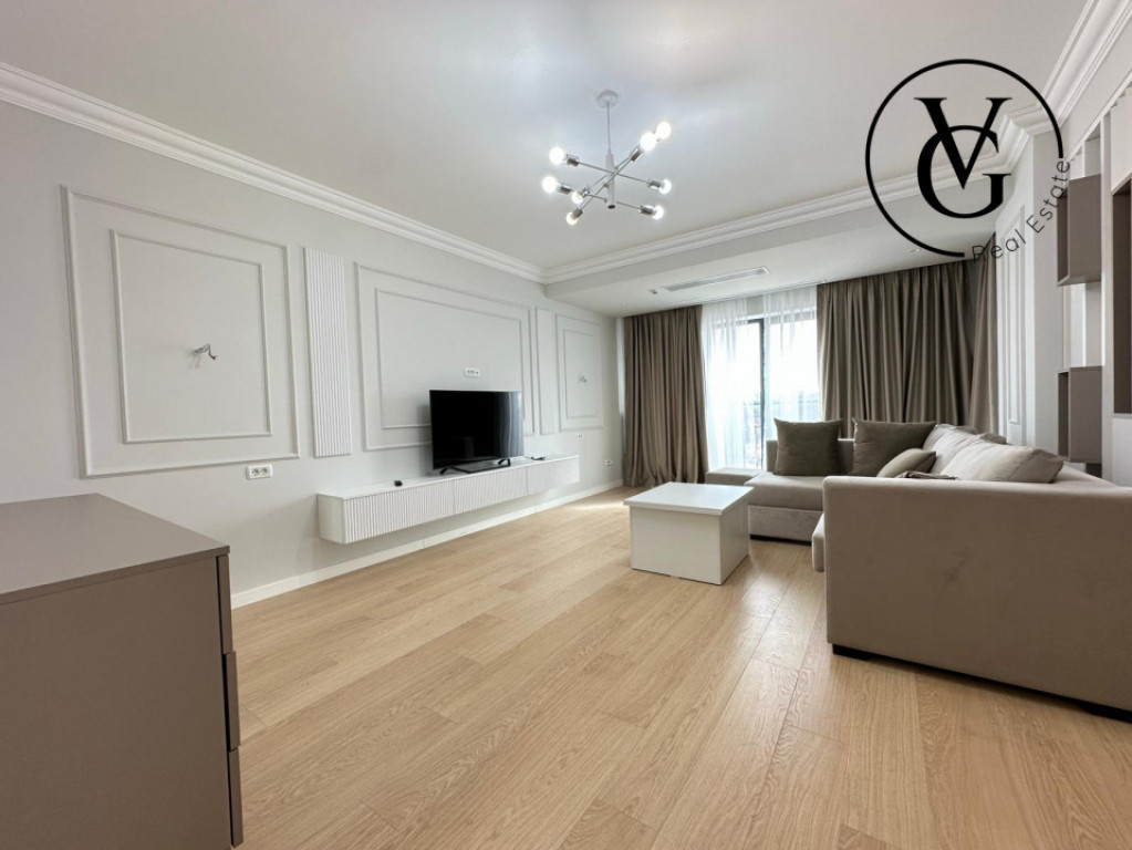 Apartament 2 camere zona Trocadero