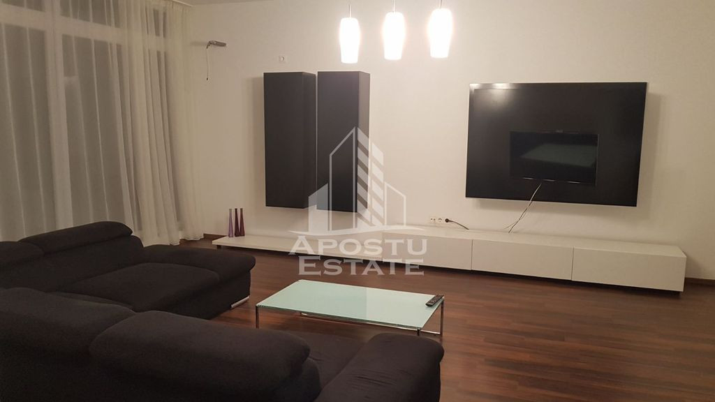 Apartament 2 camere, loc de parcare, centrala proprie, zo...