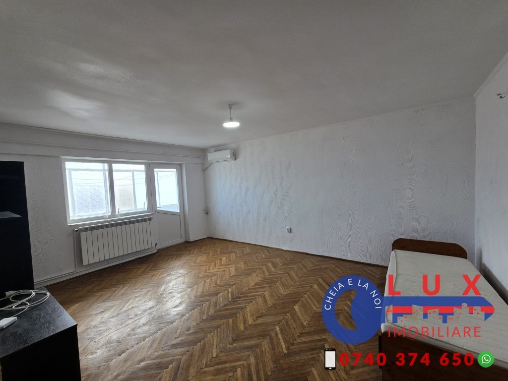 ID 4225 DE VÂNZARE - Apartament 4 camere - 100 mp