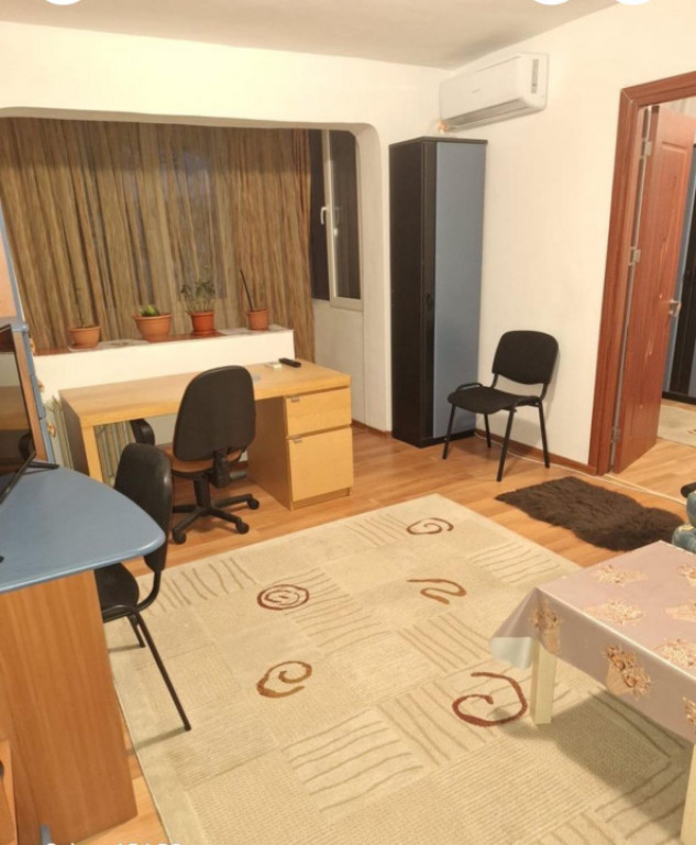 Apartament 2 camere, 40 mp, zona Niela