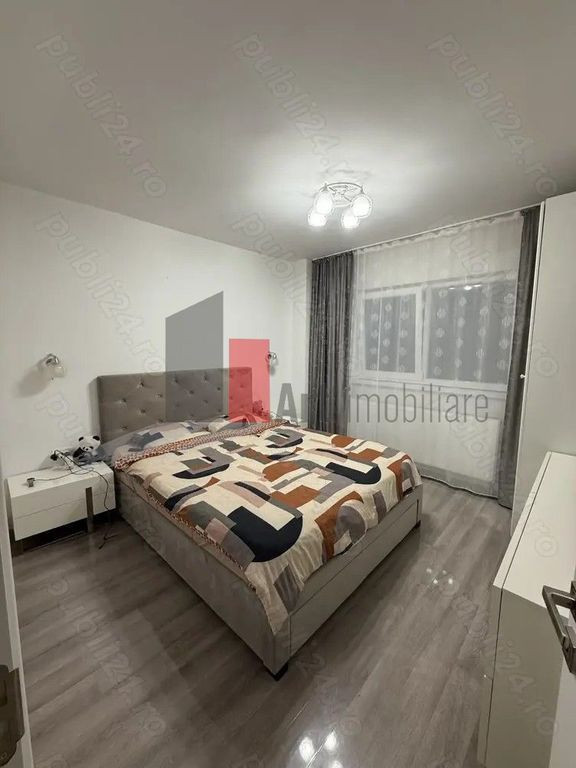 Apartament 3 camere Dristor, Piata Rm. Sarat, renovat