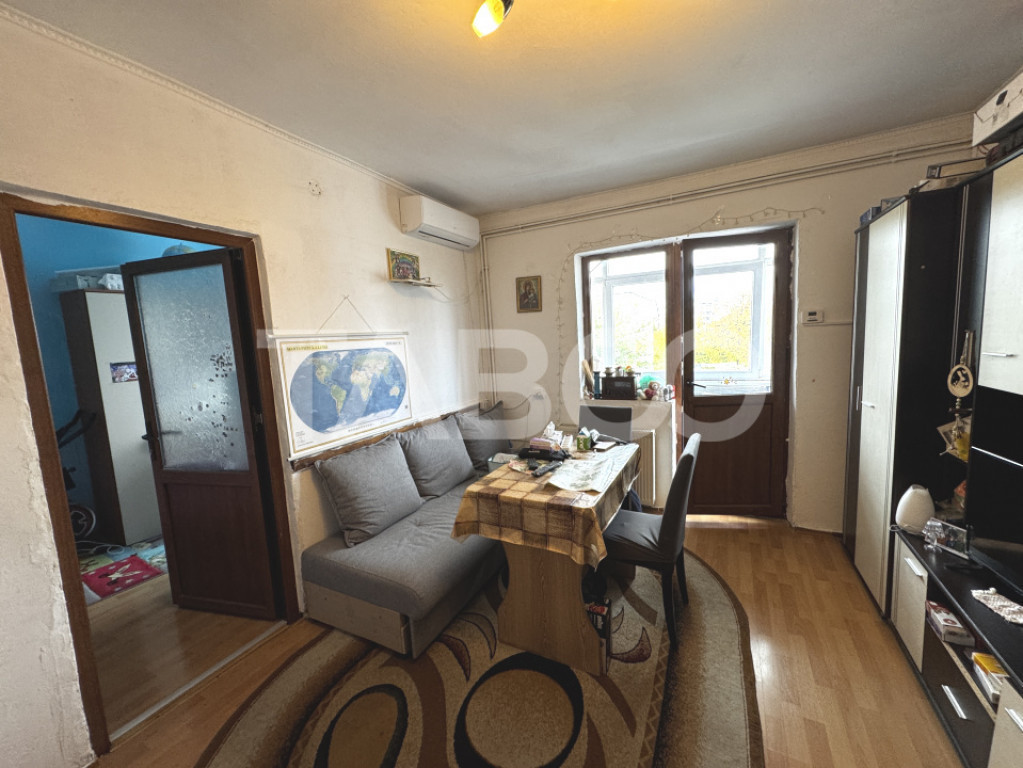 Apartament cu 2 camere si balcon zona Rahovei Sibiu