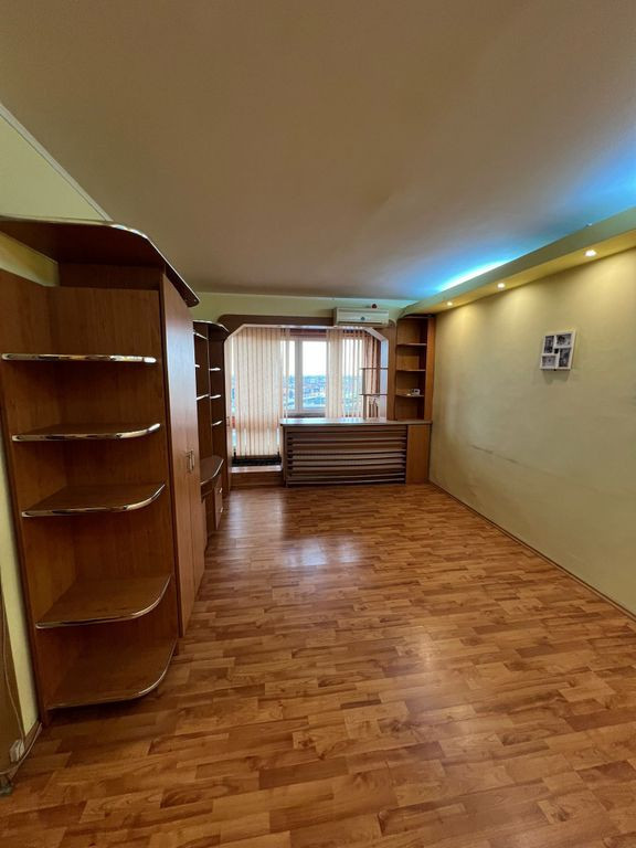 Grand Arena 2 camere renovat decomandat centrala Sector 4