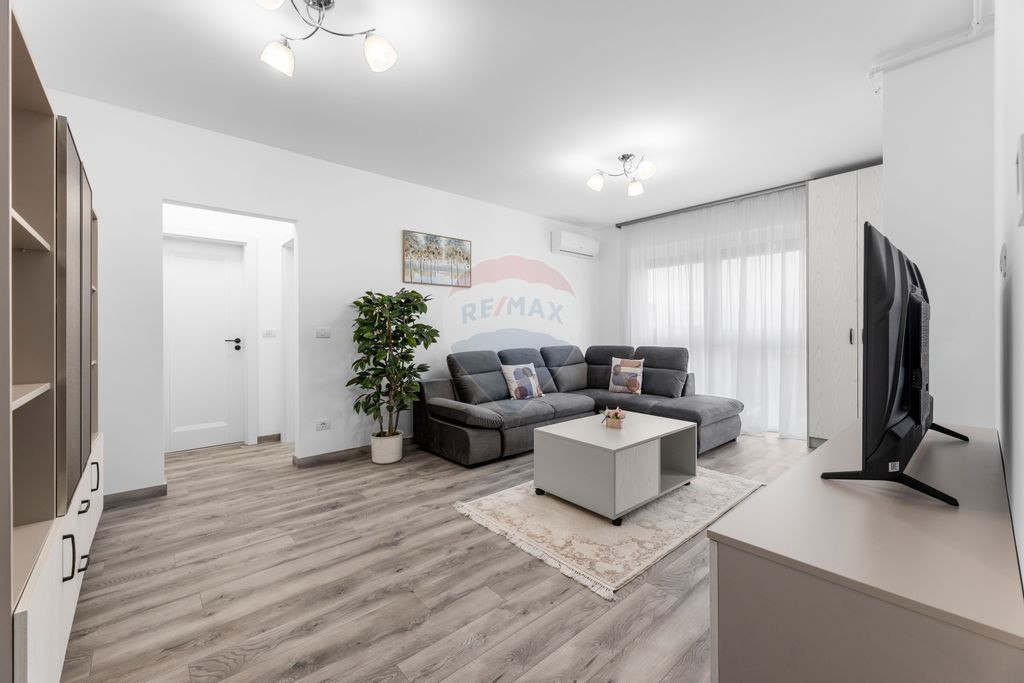 Apartament modern cu 2 camere, spațios, prima închirier...