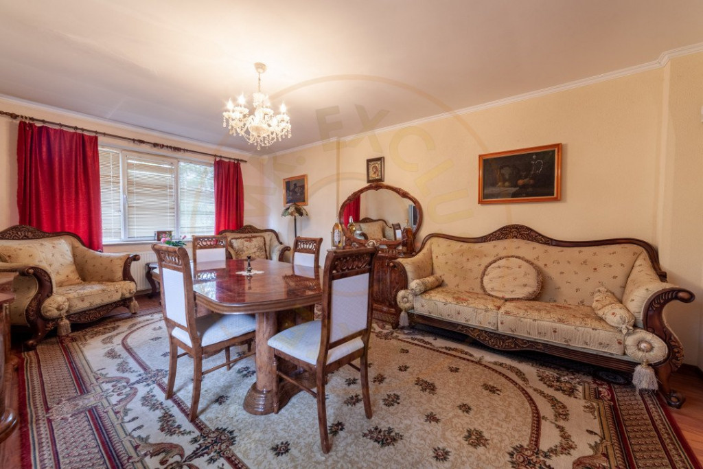 Casă de închiriat - Valea Mare - Ștefănești