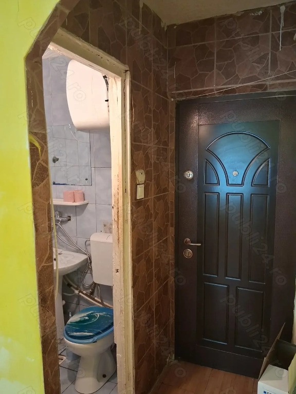 ID 940 De vânzare cameră de cămin Podul de Piatră La doar 1 km de Pala