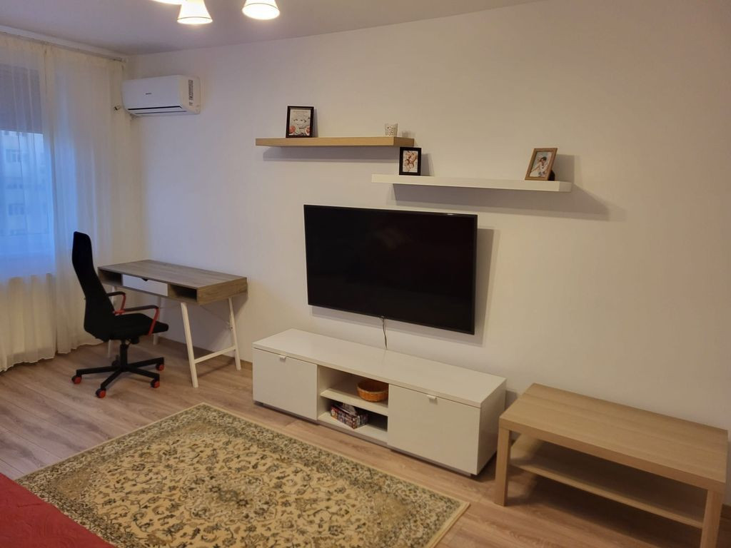 Metrou Aparatorii Patriei-2 camere renovat