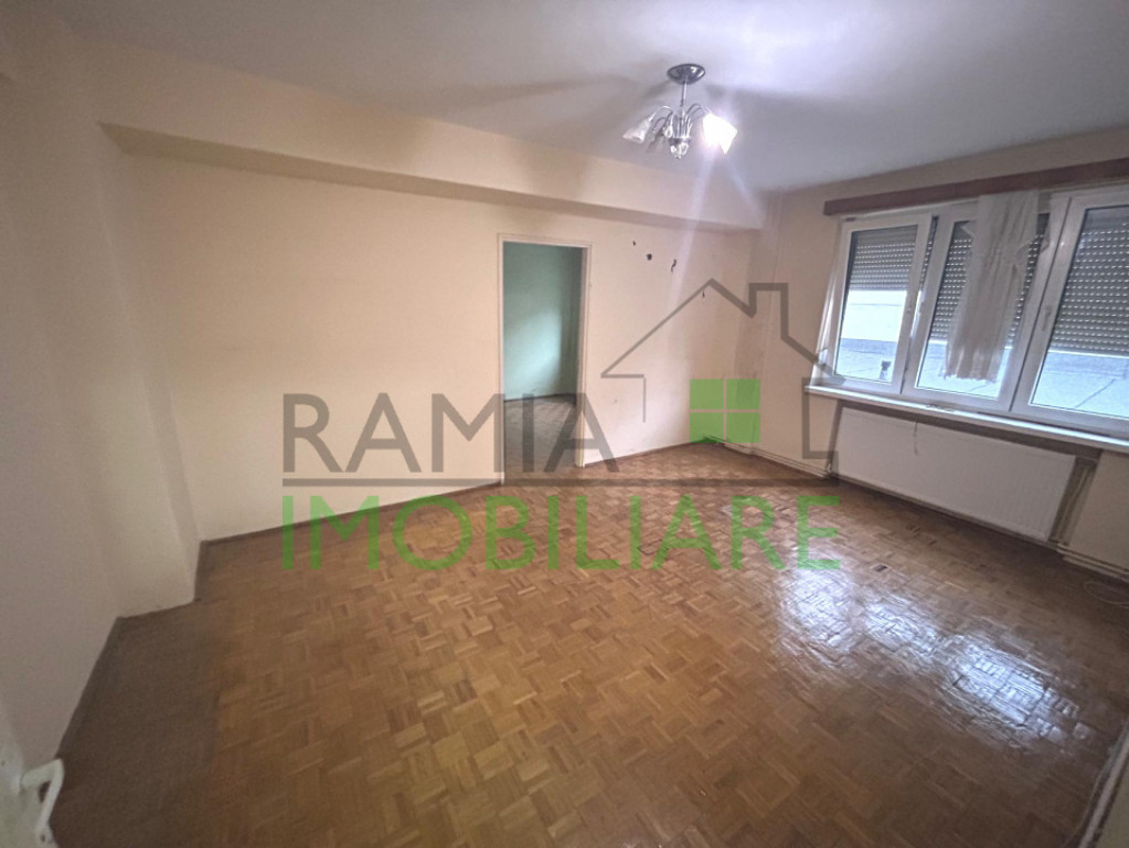De vânzare – Apartament 2 camere, ultracentral, Brașov