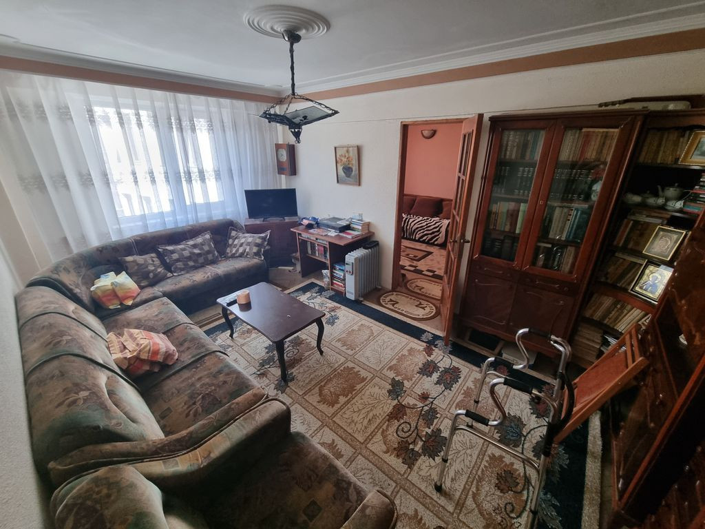 Apartament zona Piata Ovidiu