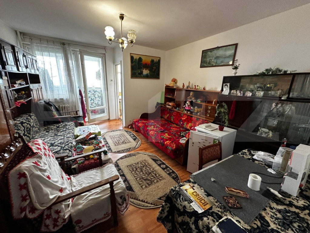 Garsoniera semidecomandata, 32 mp, zona Brazda