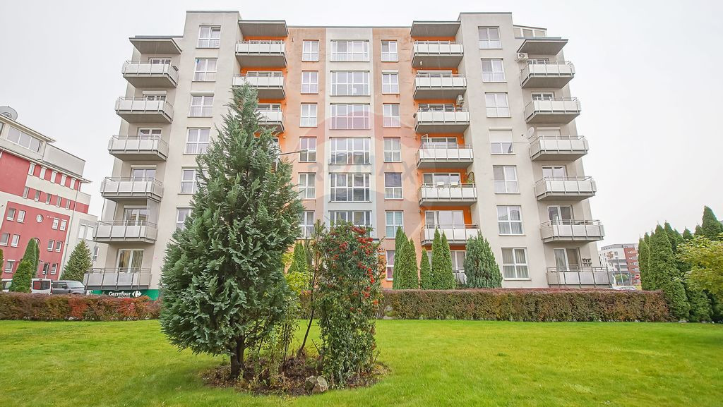 Apartament cu trei camere de inchiriat, Avantgarden 2, Br...