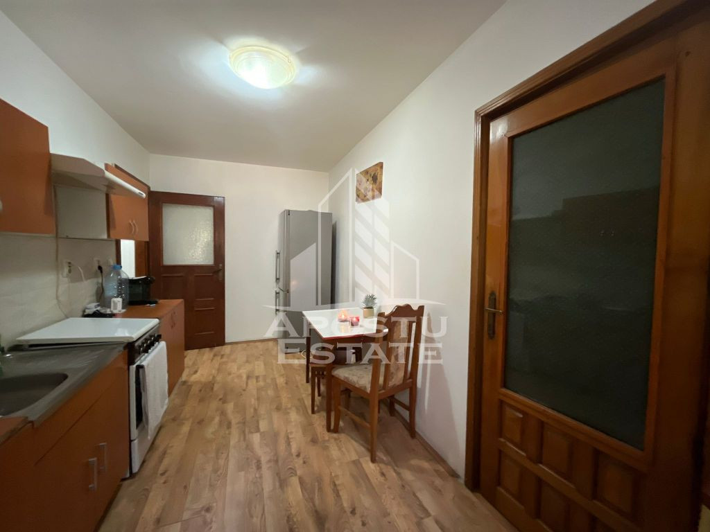 Apartament cu 2 camere, etajul 1, zona Sagului