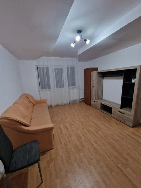 Inchiriere apartament 3 camere SD, in Alexandru