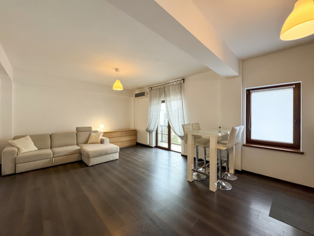 Salajan. Garsoniera mobilata, utilata si cu loc de parcare.