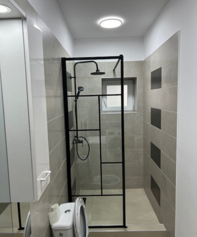 Apartament la casa 2 camere renovat calea poplacii totul nou