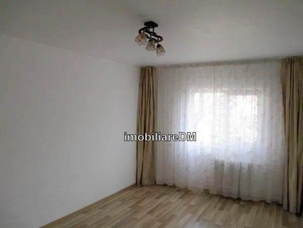 Apartament 3 camere NEMOBILAT, D, in Nicolina,