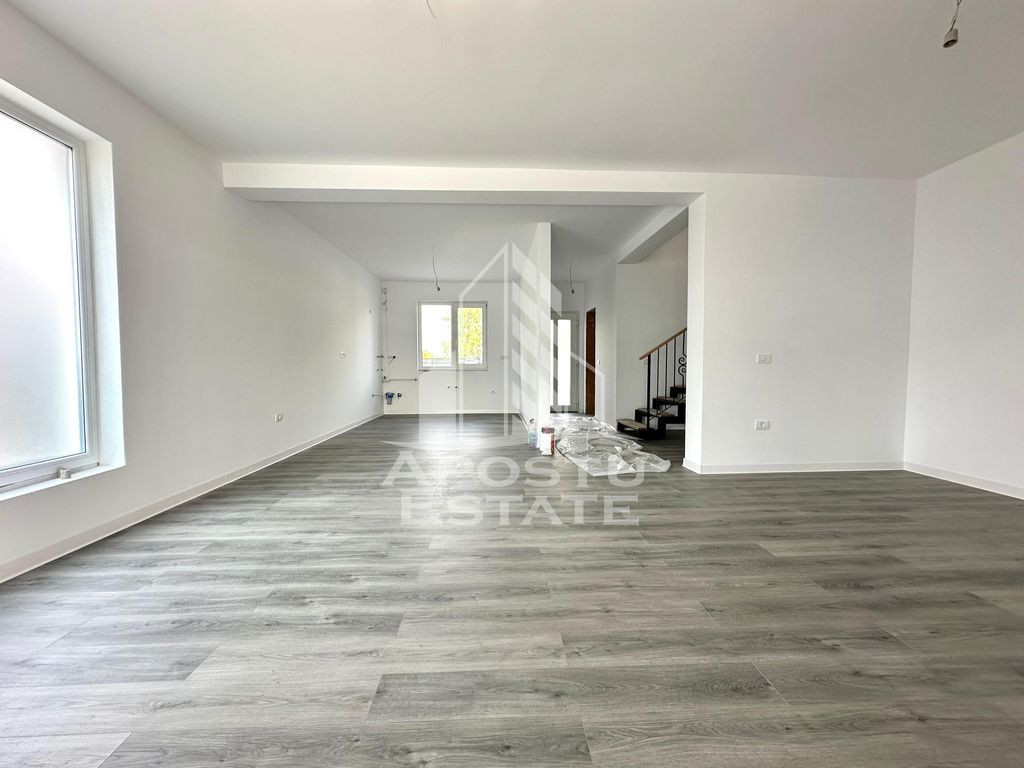 Duplex 4 camere P+1, spatios si luminos, inalzire in pard...