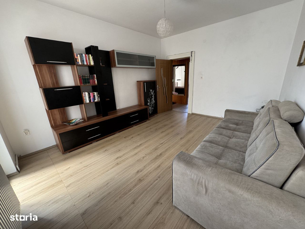 Apartament de 2 camere zona Tractorul,str Octavian Goga