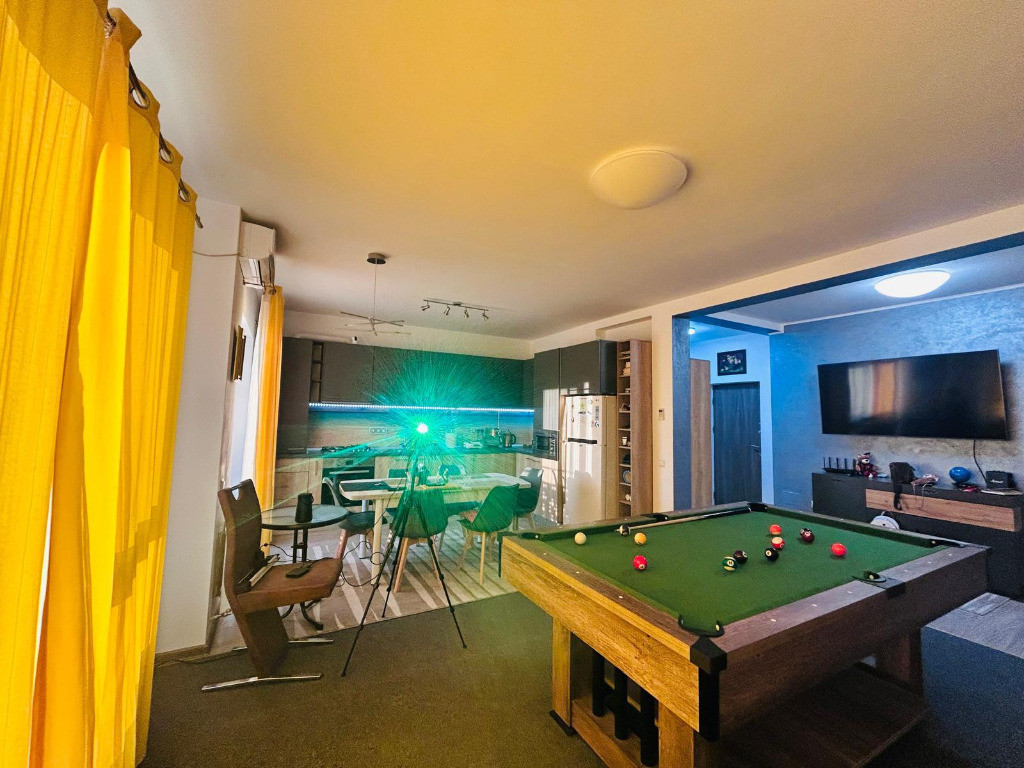 Apartament 3 camere, 80 mp, mobilat modern, loc parcare inclus