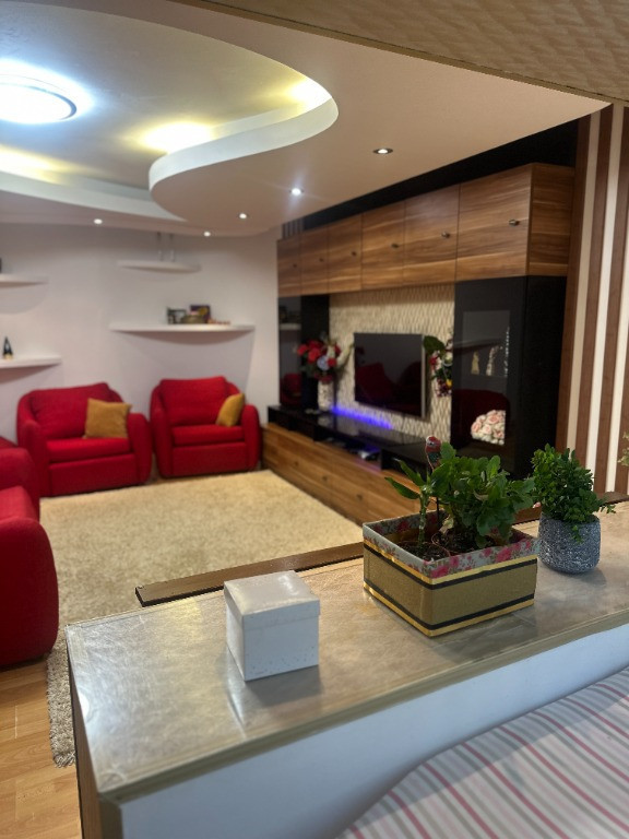 Inchiriere apartament 4 camere #ReadyToMove Vitan (direct proprietar)