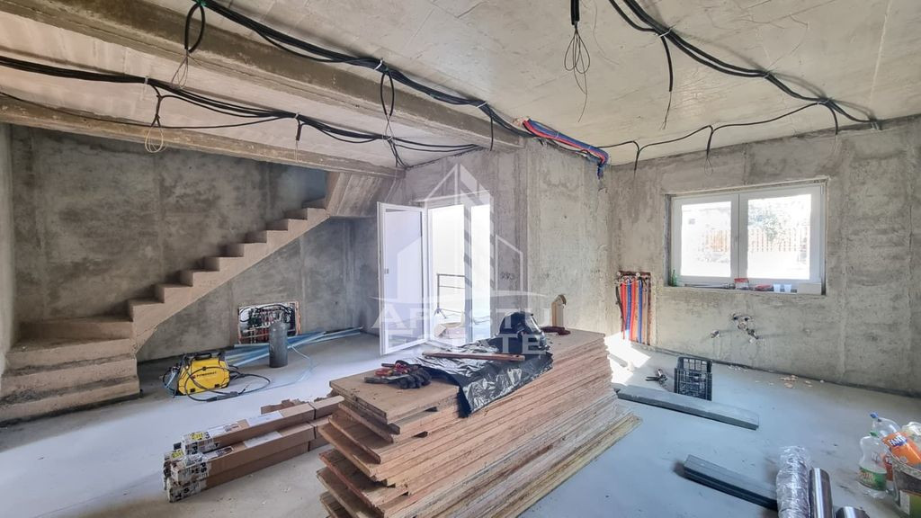 Duplex nou cu 4 camere, Giarmata