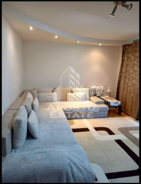 Apartament 3 camere,etaj 2,centrala proprie,zona Aradului...