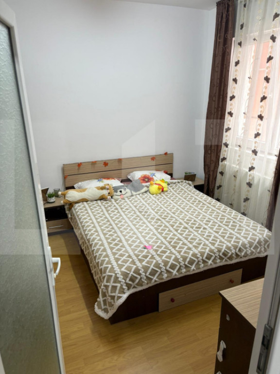 Apartament 2 camere, 41 mp utili + balcon, centrală proprie