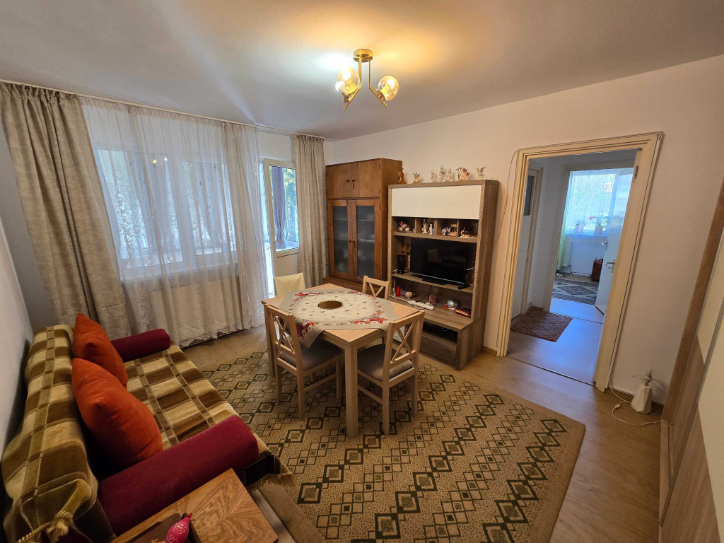 Apartament 2 camere zona Gemenii