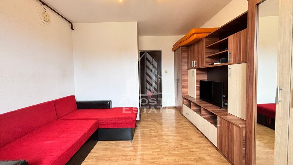 Garsoniera in zona Complexului Studentesc, centrala proprie