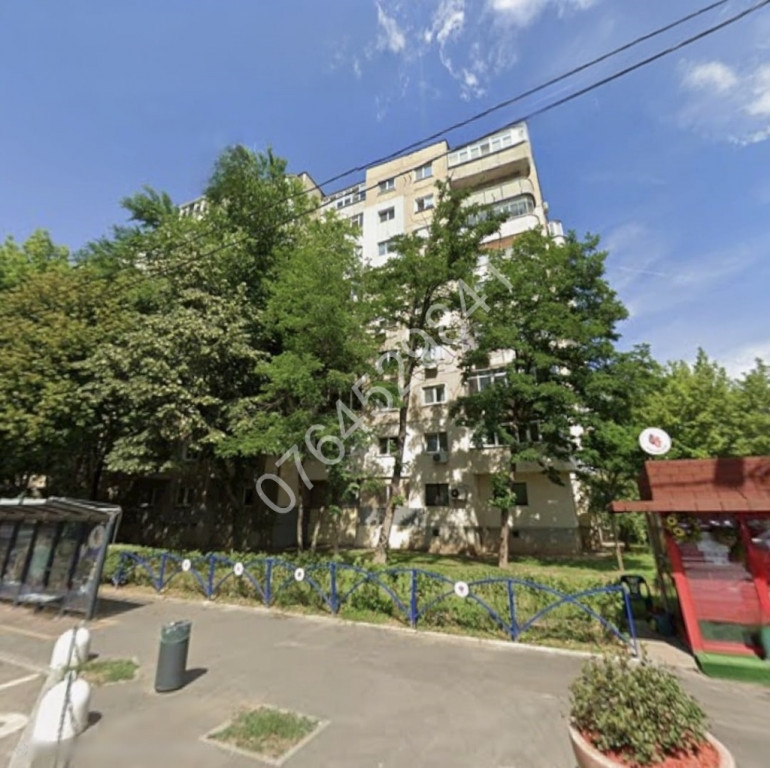 Garsoniera Bd. Constantin Brancoveanu, la 5 minute metrou, renovata.