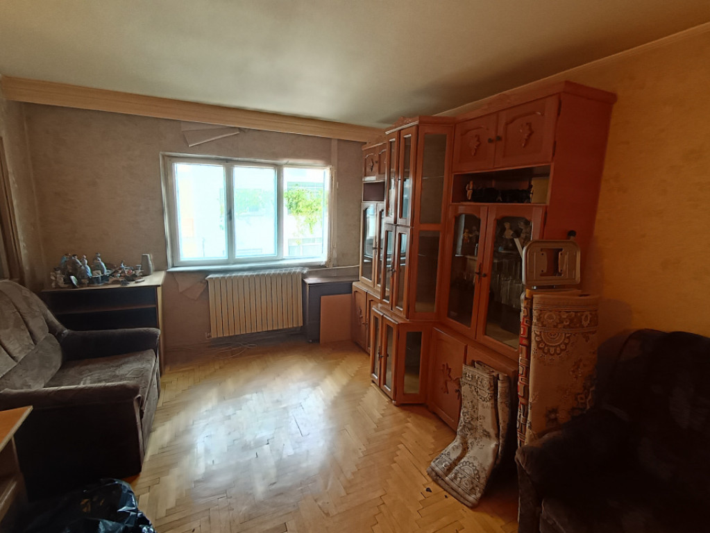 APARTAMENT 3 CAMERE, DECOMANDAT, ETAJUL 2, 2 BAI, CANTA, EXC