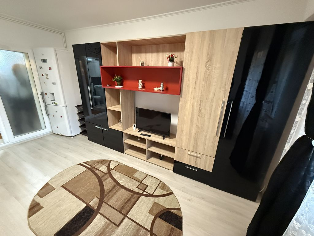 Garsoniera zona Inel II