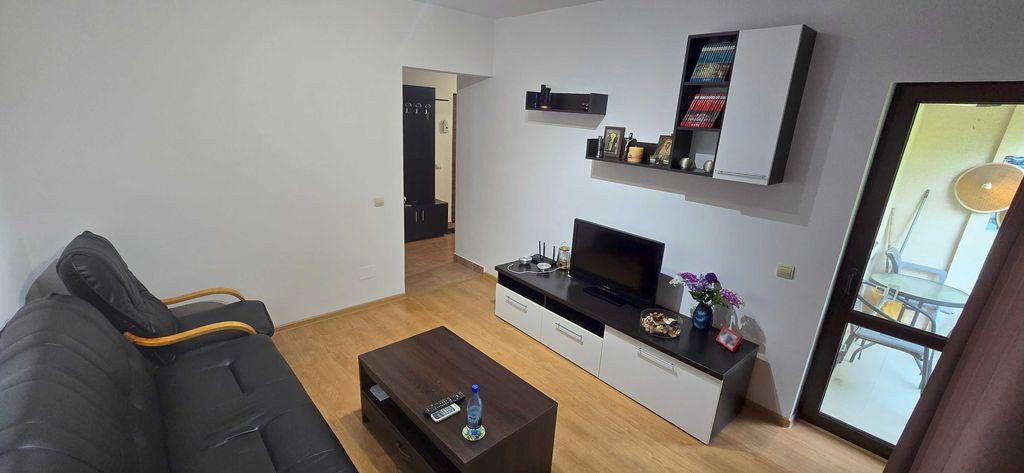 3 camere decomandat - Metrou Dimitrie Leonida.