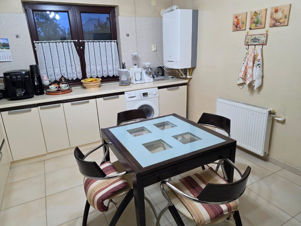 Casă înșiruită mobilată & utilată, la cheie, in Sf. Ilie, Suceava