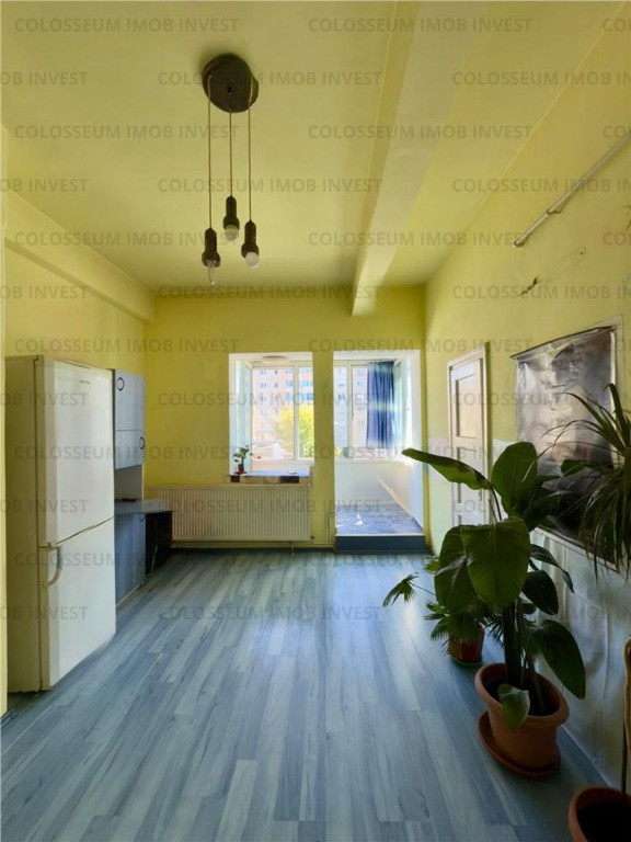 COLOSSEUM: Apartament 2 camere caramida Faget 13 Decembrie