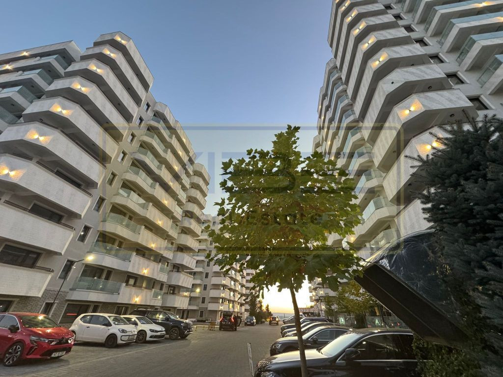 Apartament 2 camere loc parcare Royal Town Copou