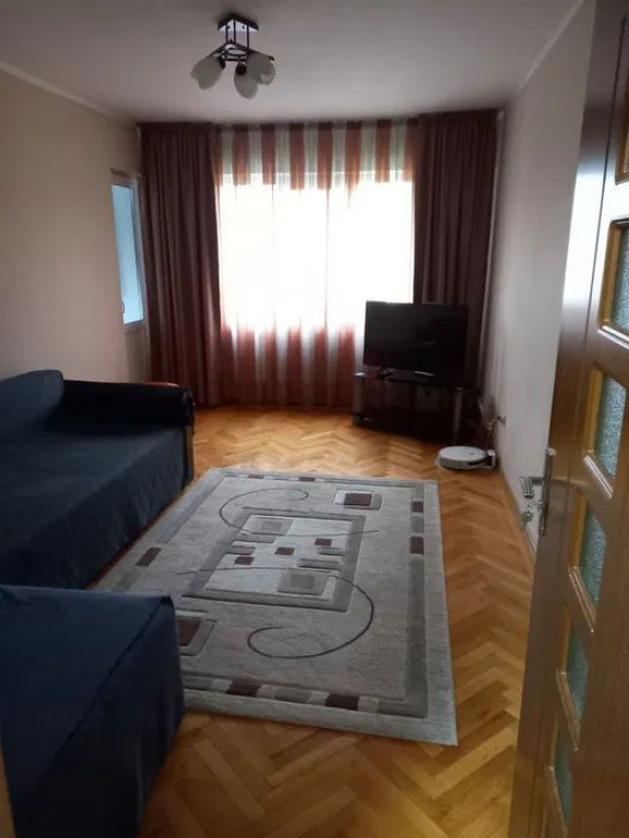 Apartament 3 camere, Micro 39 A