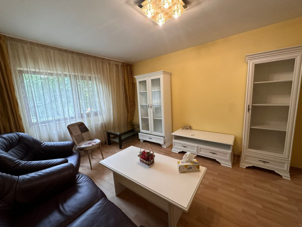 Apartament 3 camere Pacurari - Moara de Foc