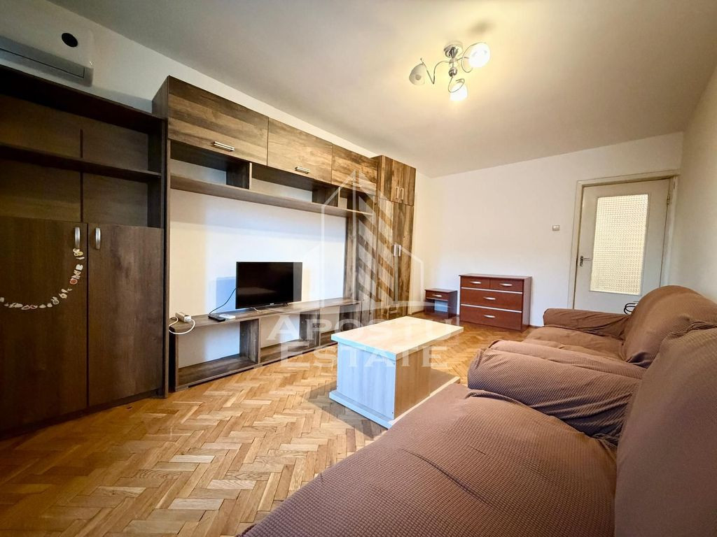 Apartament 4 camere,centrala proprie, zona Olimpia-Stadion