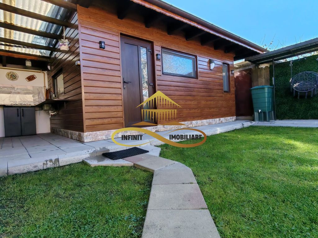 Garsonieră cochetă, tip căsuță, cu aer de cabană ??...