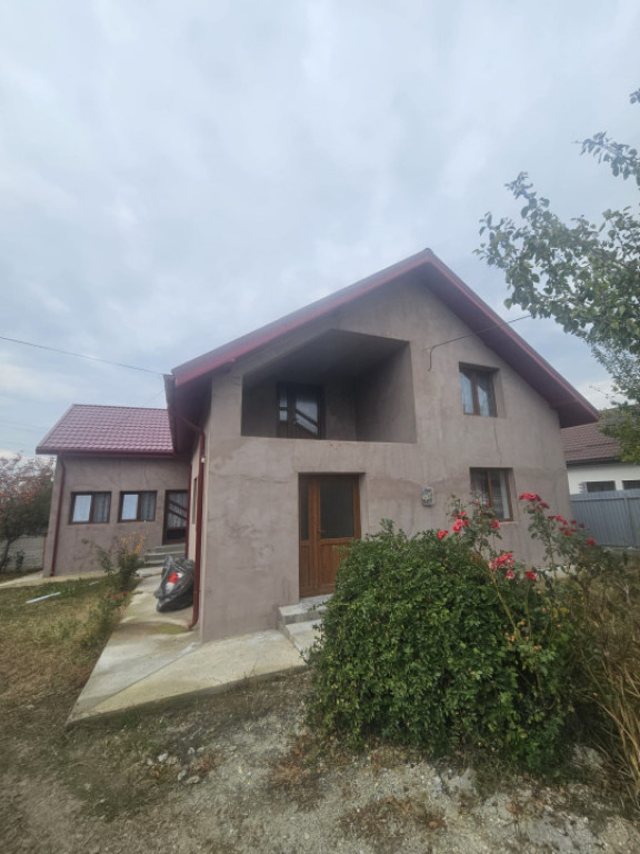 CASA P+M , 150 mp, TEREN 3000 MP ,FILIASI( FRATOSTITA) , COM