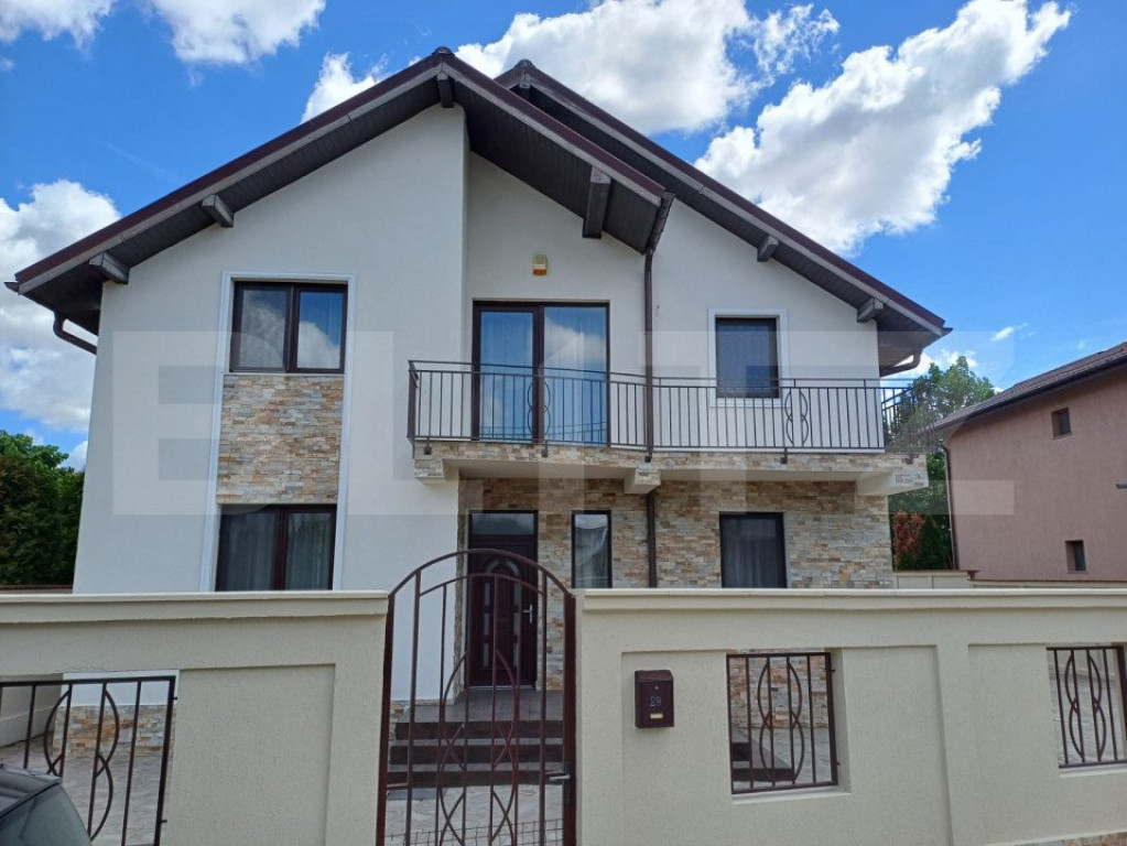 Vilă 250mp utili regim P+1, zona Ford