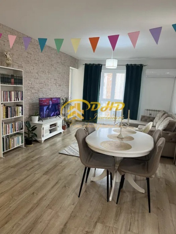 Apartament frumos 3 camere Greenpark Tătărași