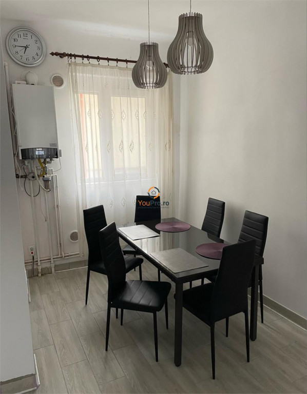Apartament Lux mobilat si utilat 3 camere Parter inalt zona